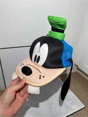 Disney Parks Goofy Face Ears Mesh Foam Adult Baseball Cap Hat NWOT